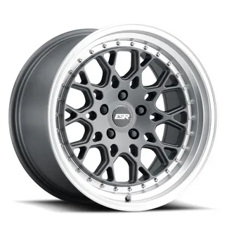 ESR CS3 18x10.5 ET22 (5x114.3 / 73.1) - Matte Graphite Machine Lip
